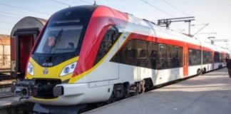 Railway line between Macedonia and Greece continues to be blocked