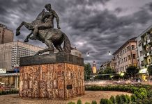 Macedonians boycott high Grocery Prices by avoiding Food Stores