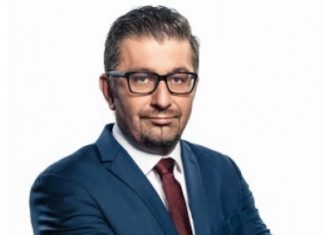Mickoski gets phone call from Palmer: Toe the line on the Census